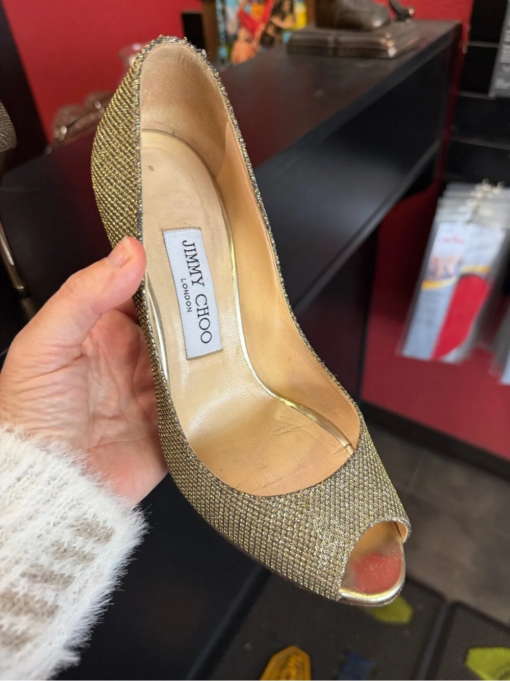 Jimmy Choo reposhing this